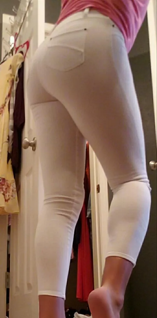 Hello 💋 by MandyPCD