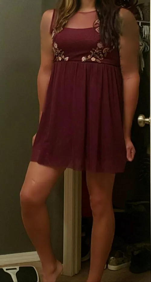 Hello 💋 by Pitiful-Search484