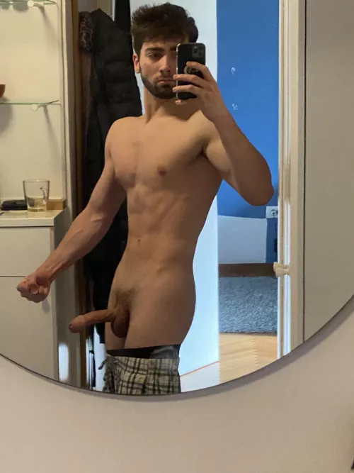 hello :) by SouthFollowing9694