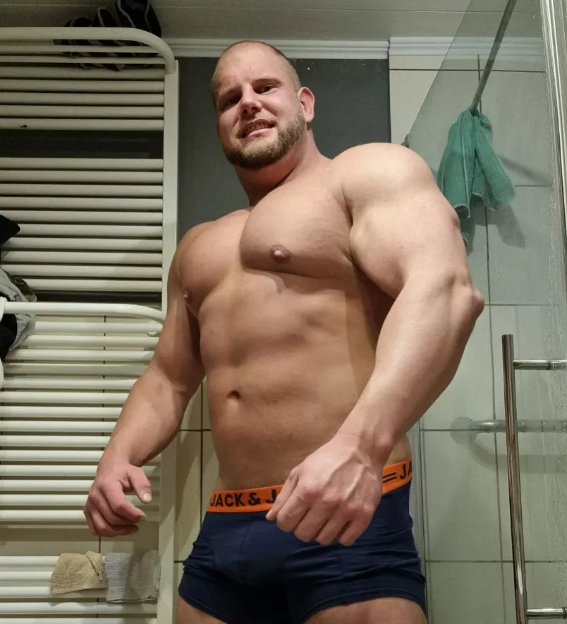 hello 👋 posted by Wrong-Engineering-74