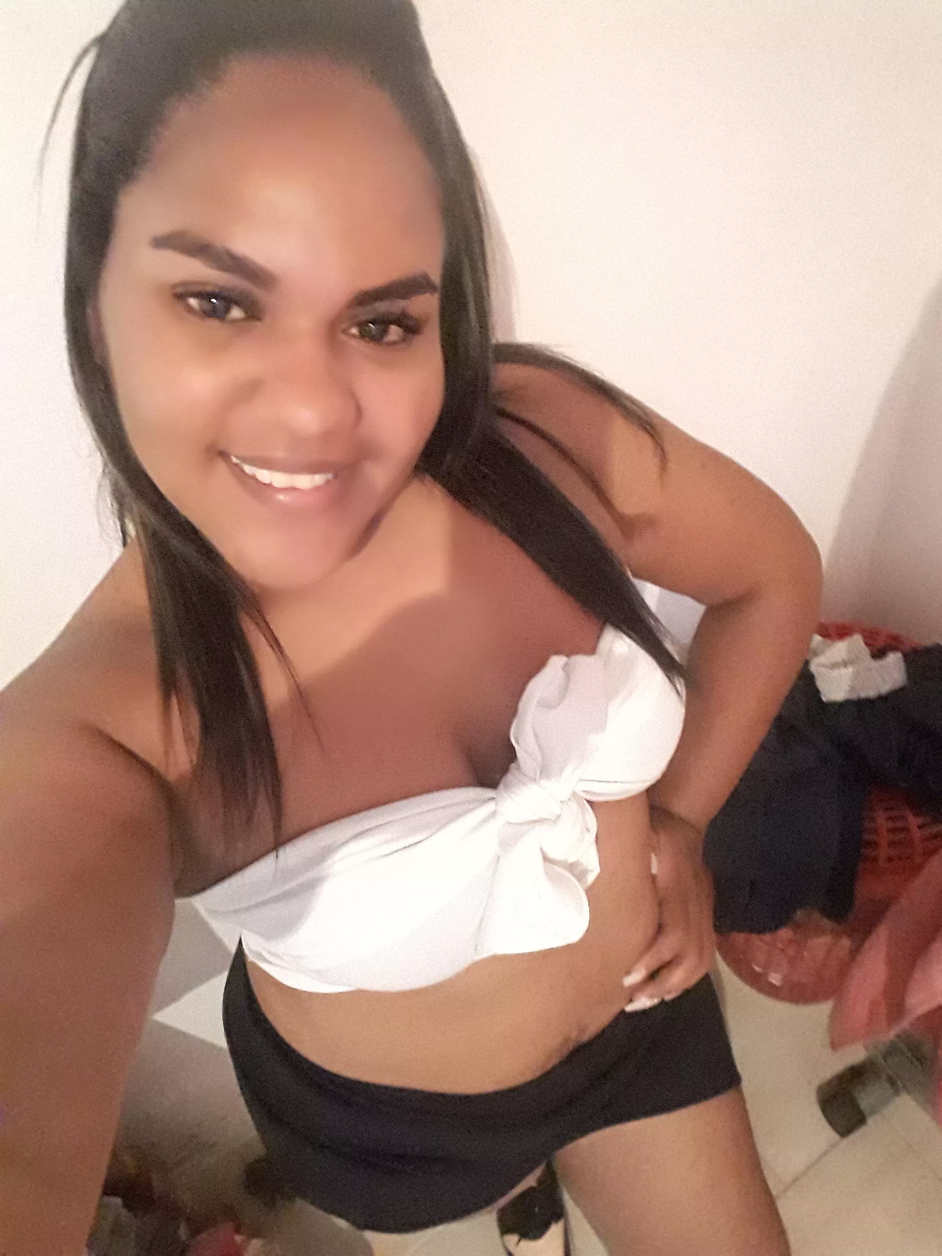 Hello 😈 posted by mariansexi14