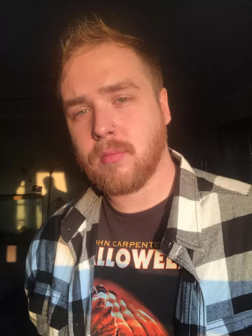 Hello ☺️ by axxstin