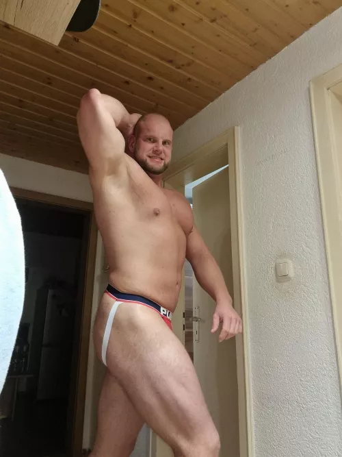 hello 😉 by Wrong-Engineering-74