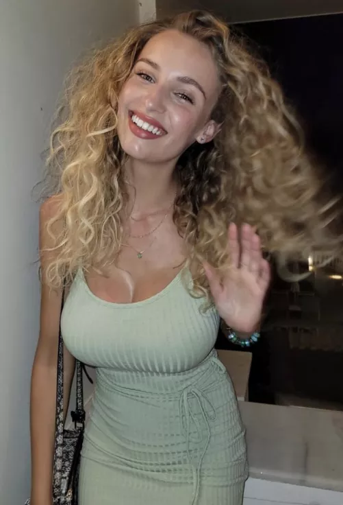 Hello by ejaxtagram2020