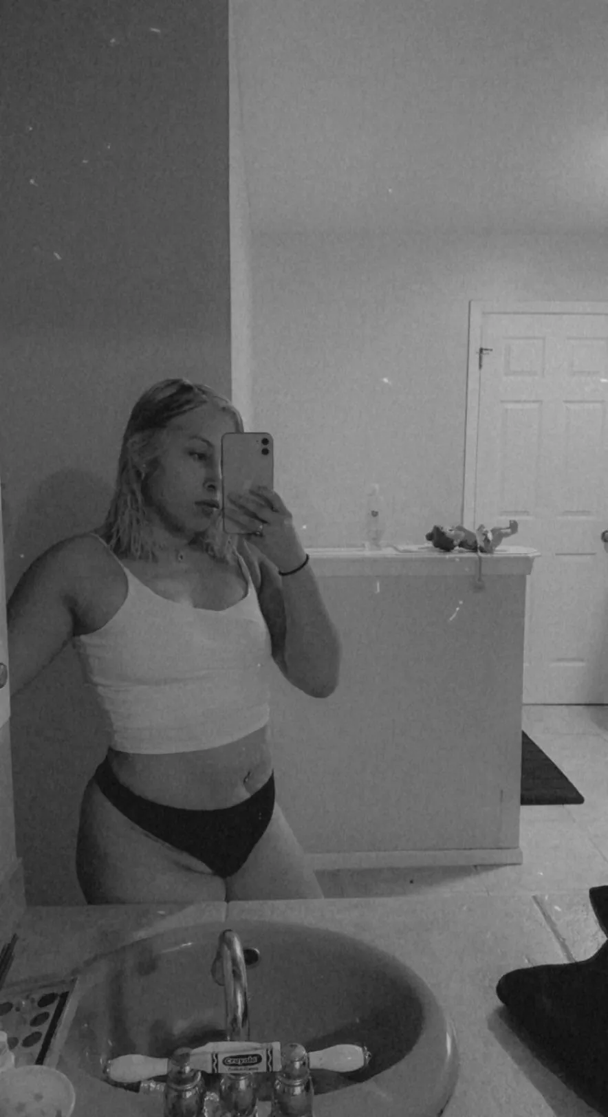 Hello 👋 posted by kristen1205