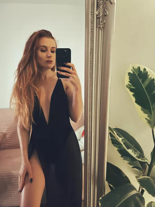 Hello beautiful people 😘 I’m new here . How are you doing today? 🤗😘 by DoYouLikeGingers