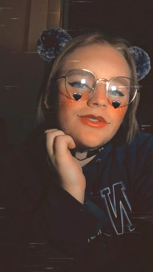 Hello boys🙈💖🥰am I too late for Femboy Friday?? by yourfavfemb