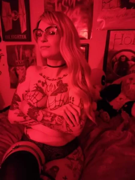 Hello Darling by anythingxbuttstuff