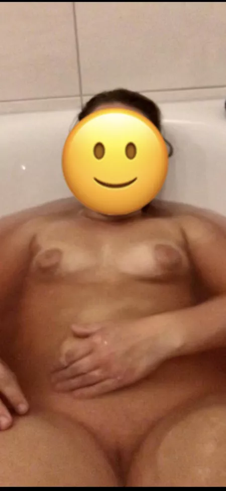 Hello everyone ☺️ by WollknaulSocki