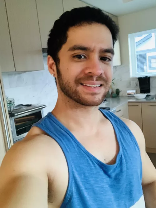 Hello friends! 👋🏻 🇨🇦 by silverdarklight