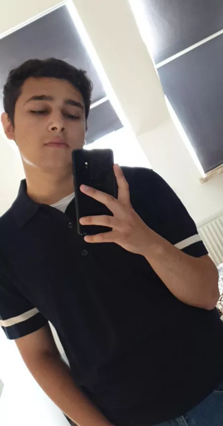 Hello 👋 by mcreetwink