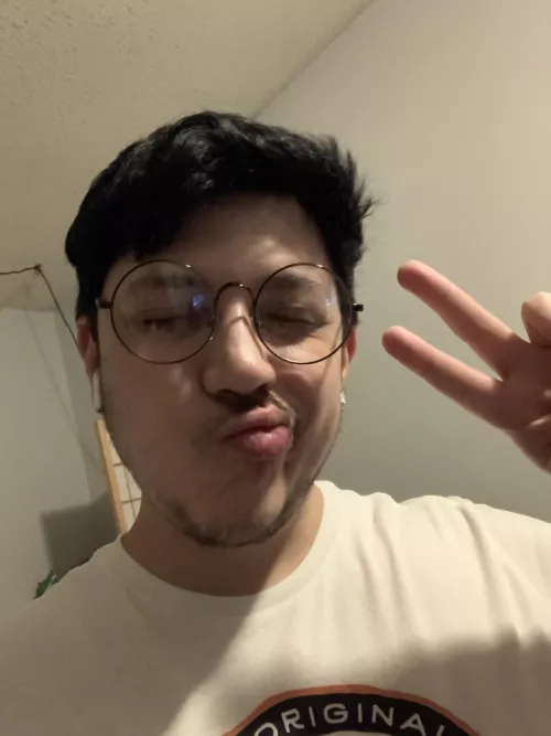 Hello ☺️ by Mr_R_88