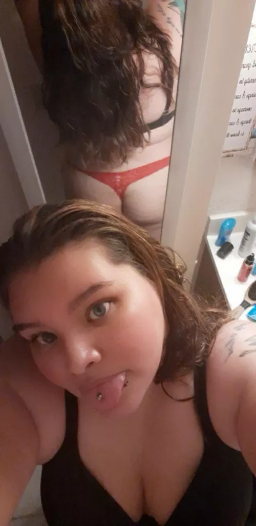 Hello I’m new here by lielieleni