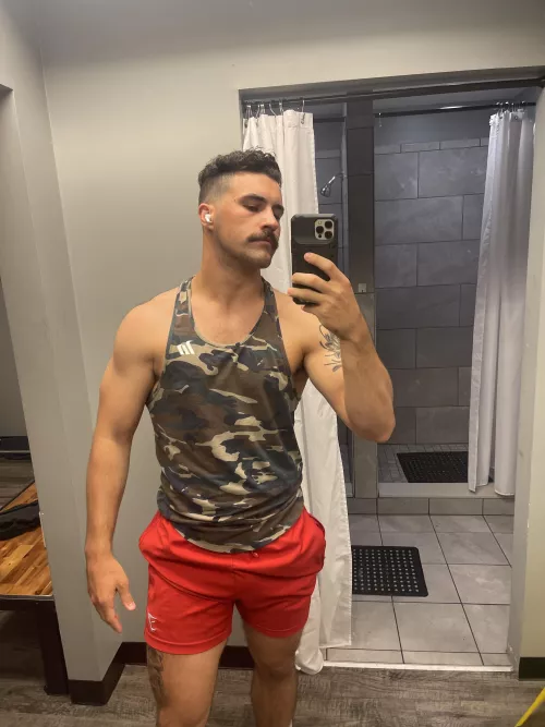 Hello by brunetteboyof