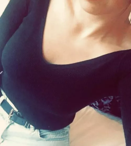 Hello lovlies💋 by hereforfunhun