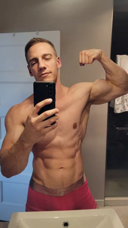 Hello 😜💙💪 by John_fitness91