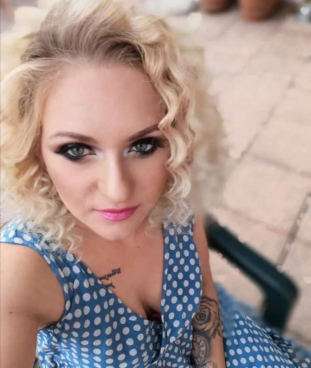 Hello!! 💋💋💋 posted by Brilliant-Matter-987