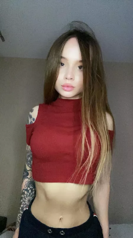 Hello 😈 by Maryoceanz