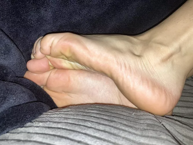 Hello people! by dj_peg_win