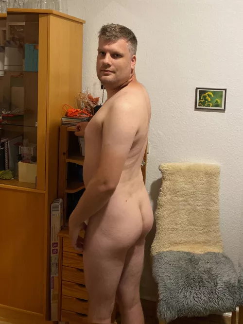 Hello by flascheng87st