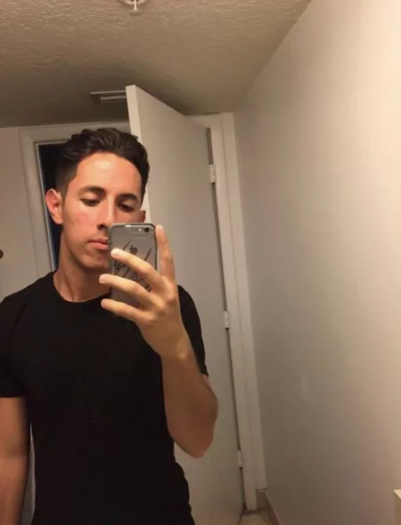 “Hello there” by Invisibleraven4