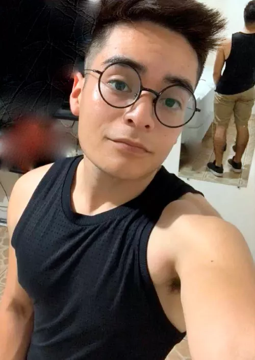 Hello there by Longjumping-Watch-71