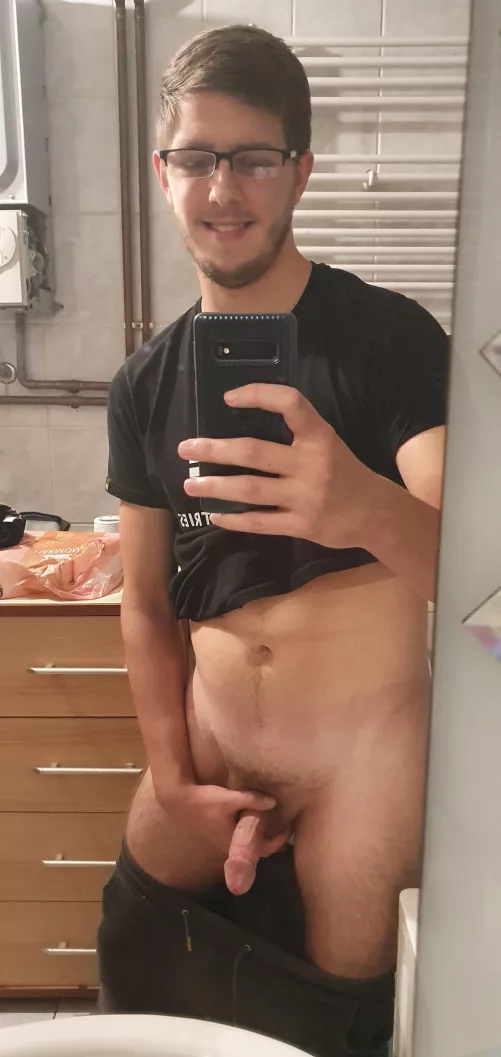 Hello to the 5 people who will see this 🙃 by toplanebeast