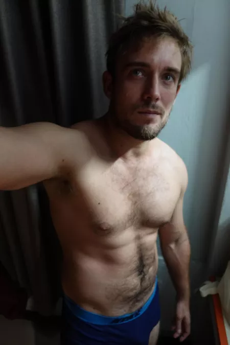 Helloooo by BenUKfriendly