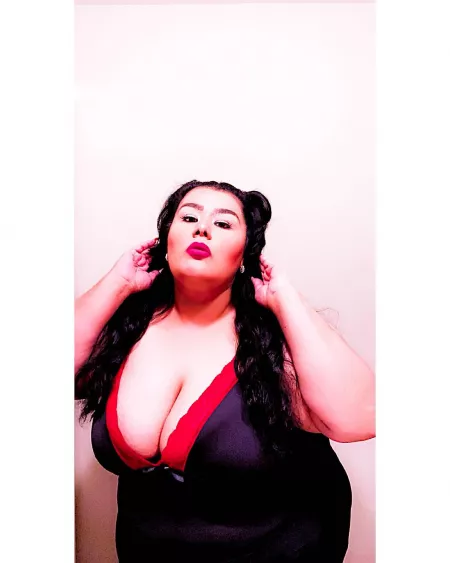 Helloooo ❤️❤️❤️ by MonicaLoveOfficial