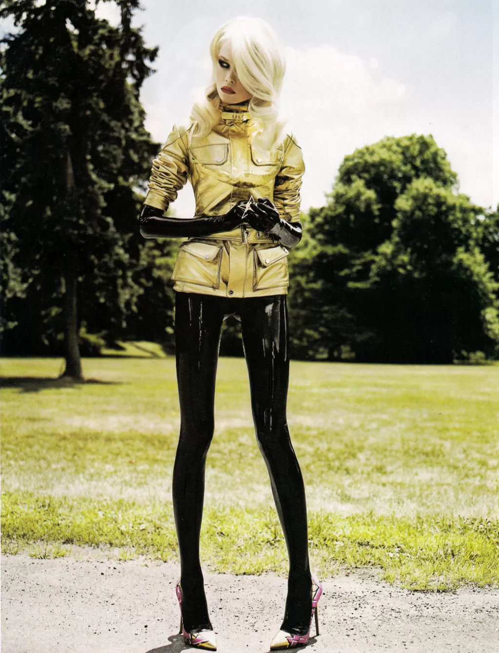 Hellsing (model unkown) posted by heelsmaster