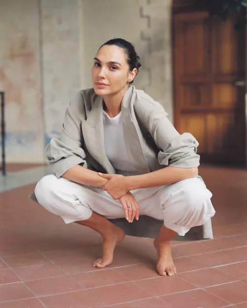 Help me cum to Gal Gadot? by thisusernamesucks6