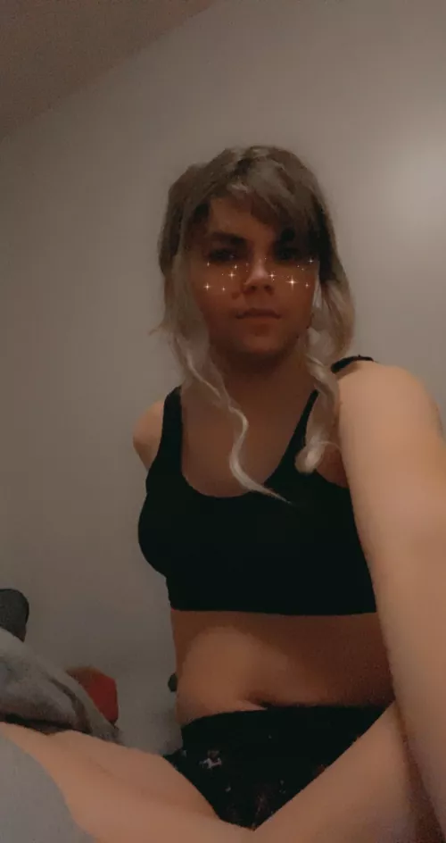 Help me fend off the autumn chill 😘 by are_you_close