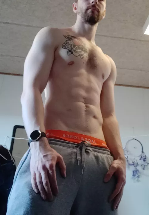 Help me get these off by scandinavianguy96