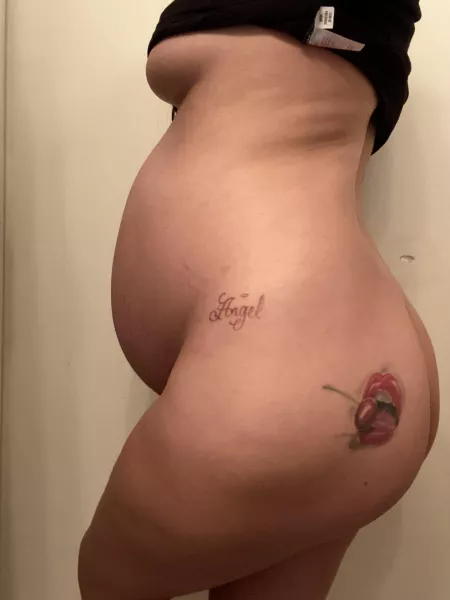 Help me, I’m horny