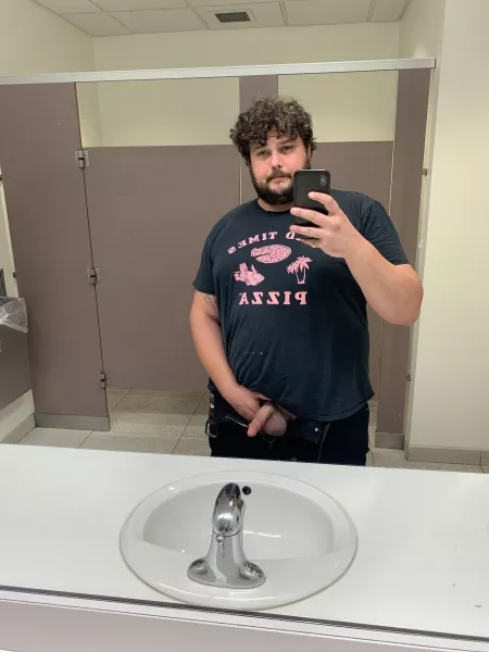 Help me out a little… by chubbyhubby28