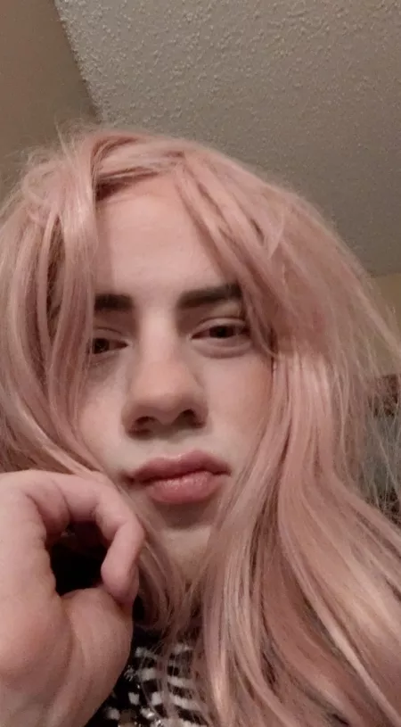 Help me out? I need help 🥺 watch me stream? If I get enough subs my basic needs might actually get met 😣 by Spamwise_