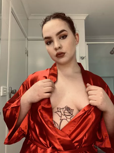 Help me out of this robe? 😈 by veganskank