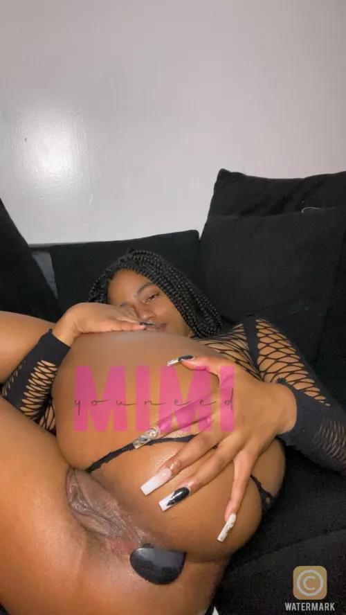 Help me please 😏 by Youneedmimi