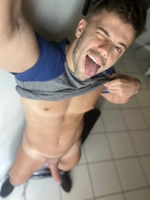 Help me with the dripping. by italofassin