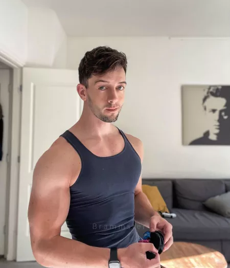 Help? What should I do this weekend. No inspiration by Brammsterr