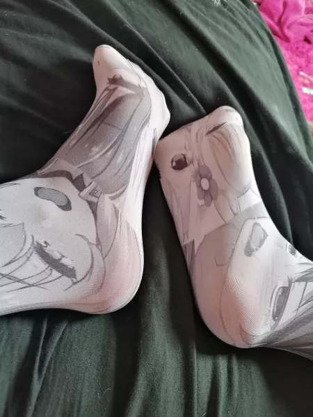 Hentai socks? by angelic_kawaii