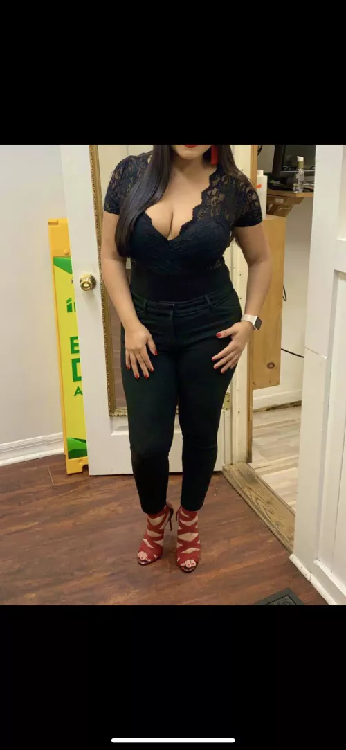 Her office is open, make an appointment! by lucky_gringo