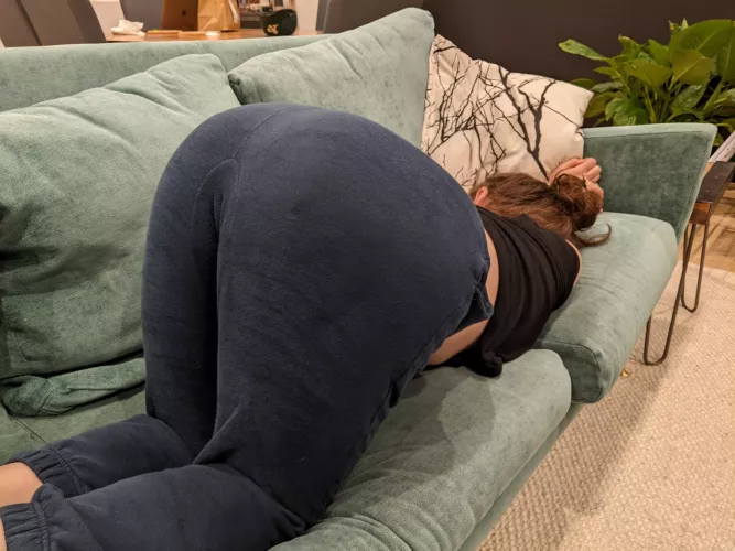 Her pose tonight. Think she could convince you to join us for a little ménage à trois? by TeachingHerALesson