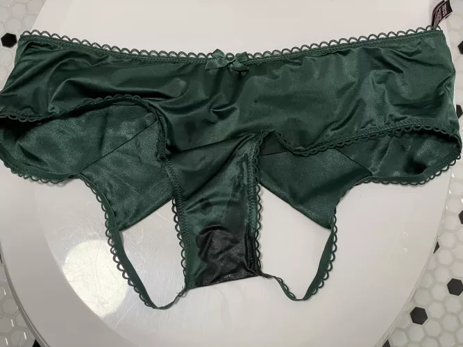 Her satin panties felt so good. Came right in her gusset by Ruhroh734