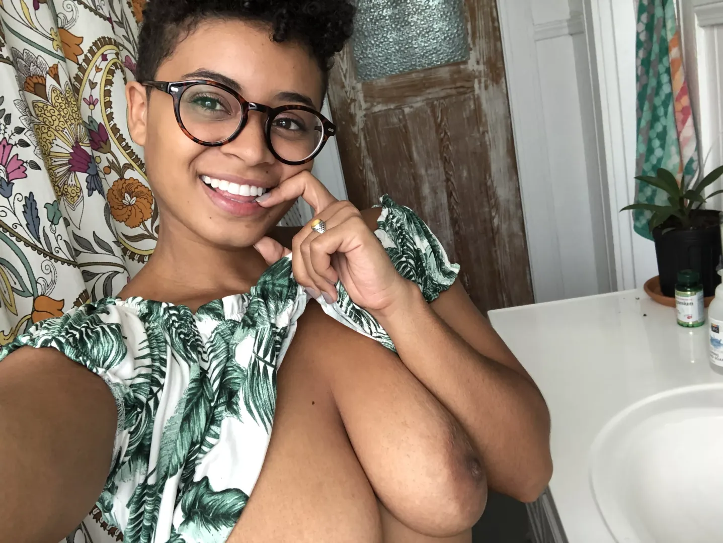 Her smile can brighten anyone's day. posted by Ersties