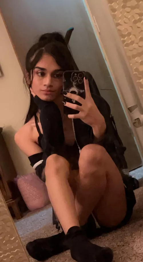 here’s a pic of me WITHOUT a mask since y’all kept bullying me for wearing one :’) by skvllfck