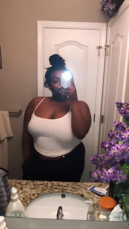 here’s a reason to break your wallet [domme] by zarthaabrat