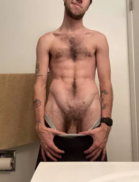 Here’s hoping y’all haven’t forgotten about me by oakbureua