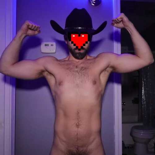 Here's some sweaty pits that still smell like honey 😉 by PrestonWildeMan