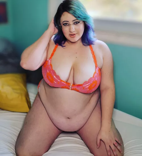 Here's the before... really hoping to eat until I look 8 months pregnant today 🤤 by Obesejigglypuff